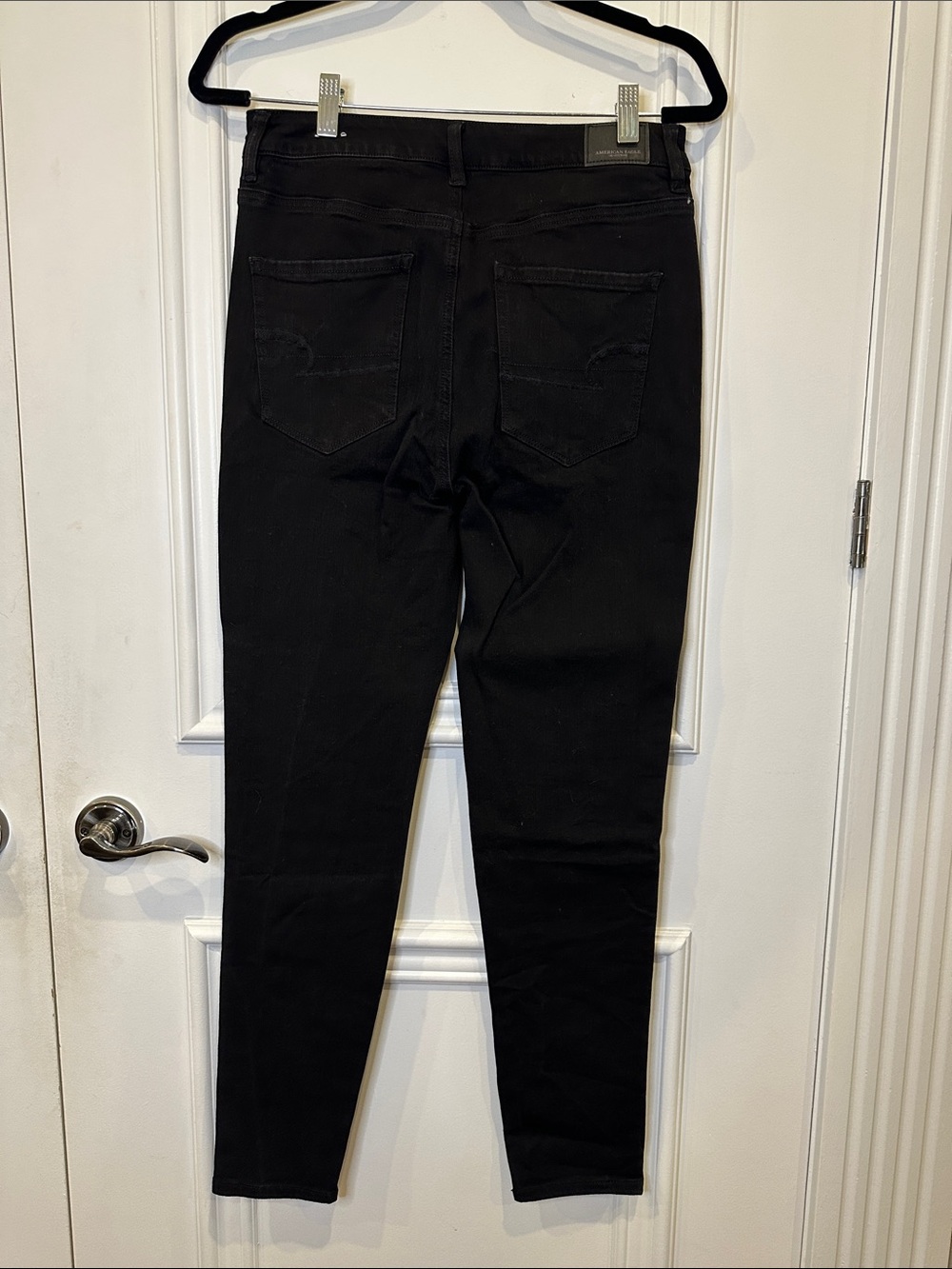 American Eagle Outfitters Black High-Rise Jeggings - Picture 2 of 6
